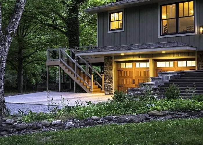 Family-friendly 3br W Bunk & Yard Simpson