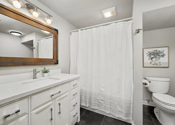 Holiday home Family-friendly 3br W Bunk & Yard Simpson