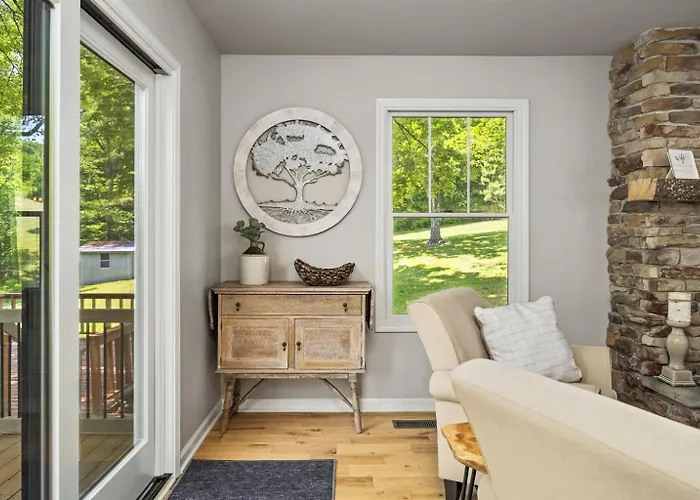 Holiday home Family-friendly 3br W Bunk & Yard