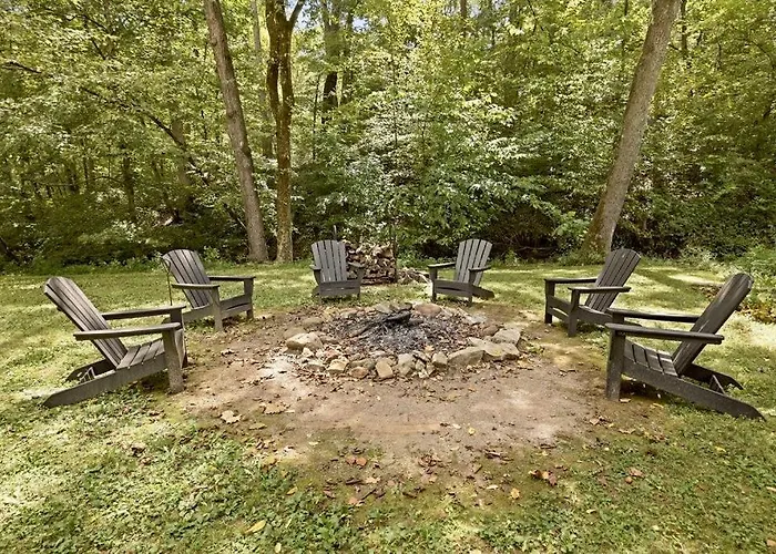 Family-friendly 3br W Bunk & Yard *